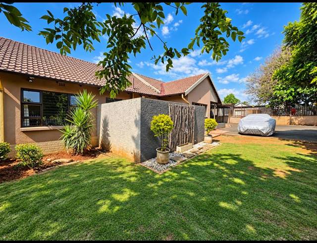 3 BEDROOM HOUSE FOR SALE IN GLEN MARAIS